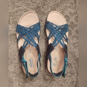 Clarks Amanda Ease in Navy Combi - 65170